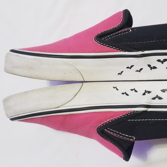 2006 Van's Pink Warped Tour Bat Trail Slip-on Shoe - Picture 3 of 8